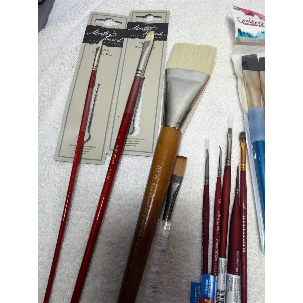 artist paint brushes lot